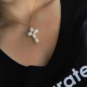 Mother of pearl necklace